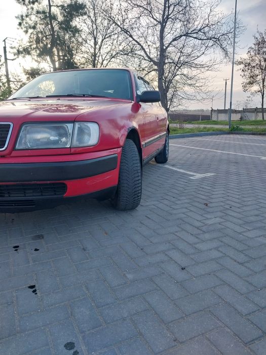 Продам Audi 100c4