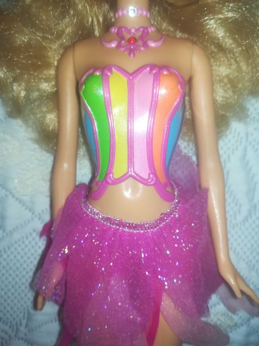 Boneca Barbie Fairytopia Magic Of The Rainbow - Elina