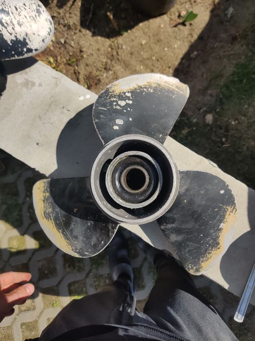 Śruby do motorówek