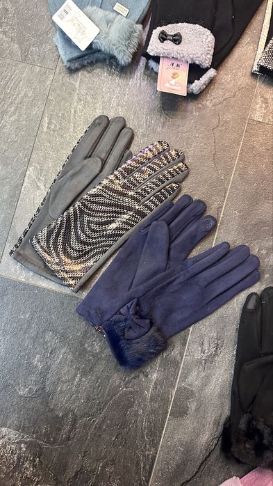 Перчатки женские