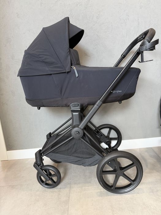 Cybex Priam 4.0 3w1 Black / Black Matt