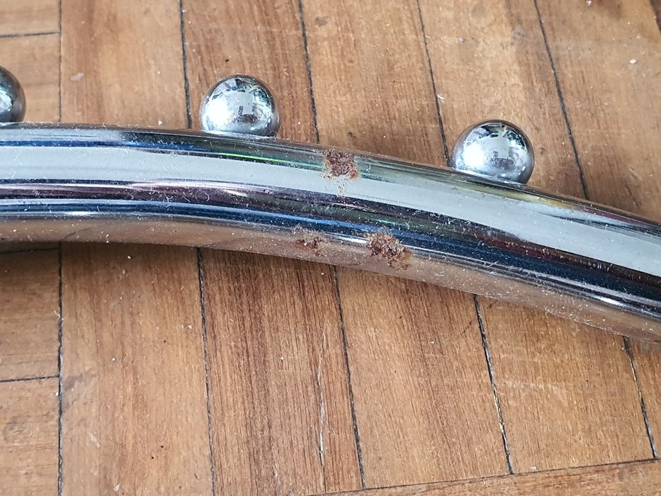 Ganchos metálicos para cabides painel multiperfil64584503898241123