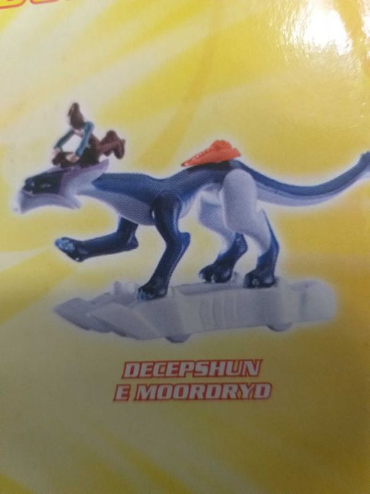 Dragões de corrida - Moordryd e Decepshun - coleção Dragon Booster