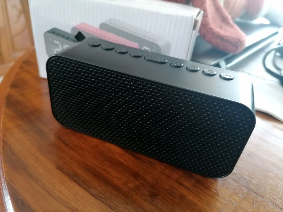 Relógio com Coluna Bluetooth, etc (NOVO e EMBALADO) )