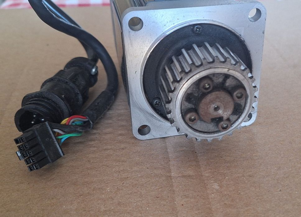 Servo Motor da Omron