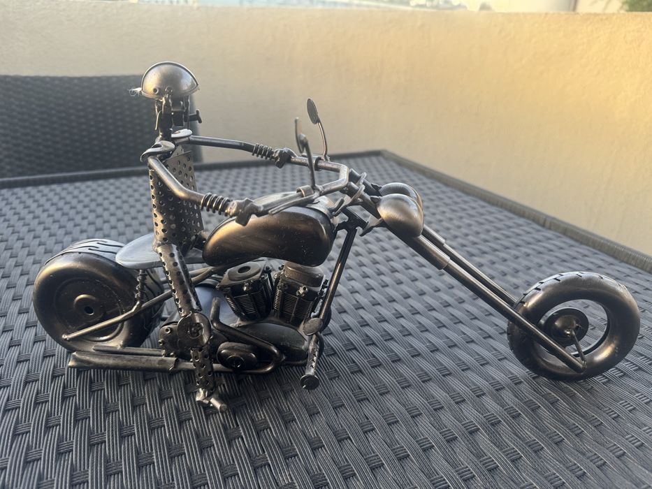 Metalowy MOTOCYKL w stylu retro