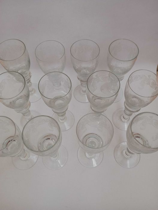 12 Copos de Licor Vintage