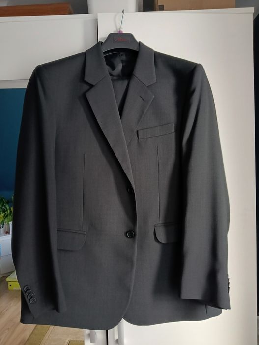 Męski komplet garniturowy w stanie idealnym