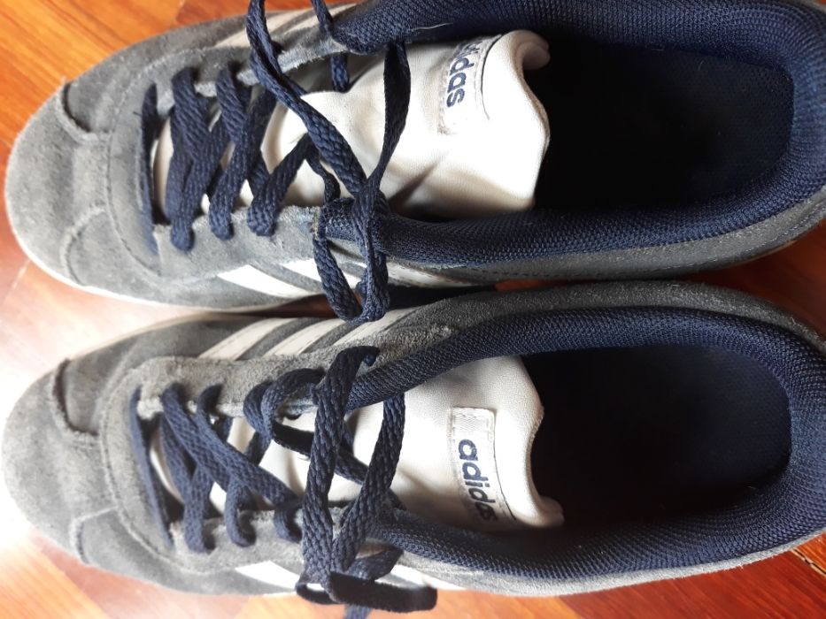 Ténis Casuais Adidas