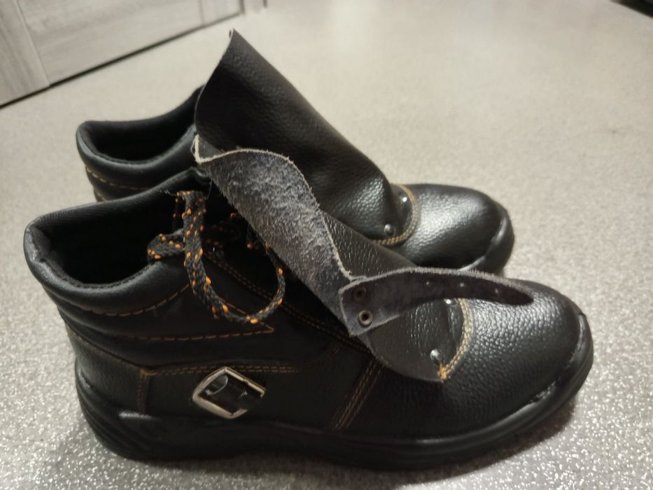 Ботинки рабочие , черевики робочі