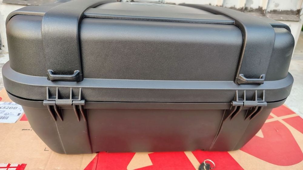 Центральний кофр GIVI TRK52BB Trekker Lite Monokey .