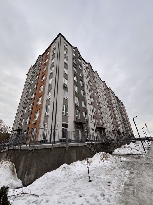 Продам комерційні приміщення від 30 до 118метрів в ЖК Скандія!