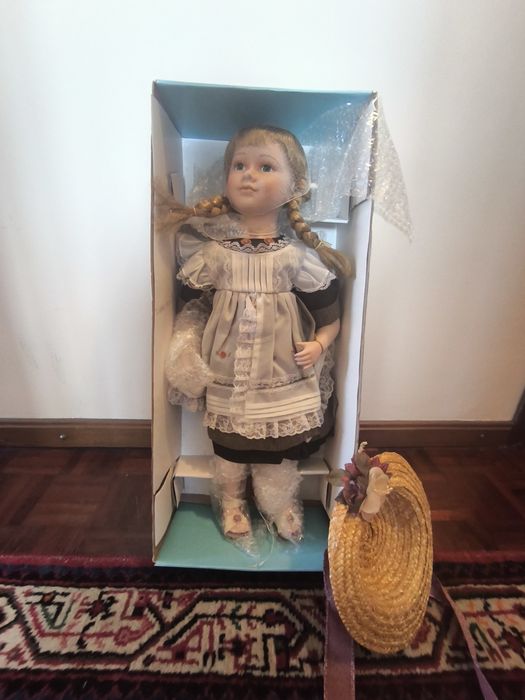 Boneca de Porcelana "Magdalena", Die Welt der Puppensammler.– Edição Limitada 77/1500 – Na Caixa