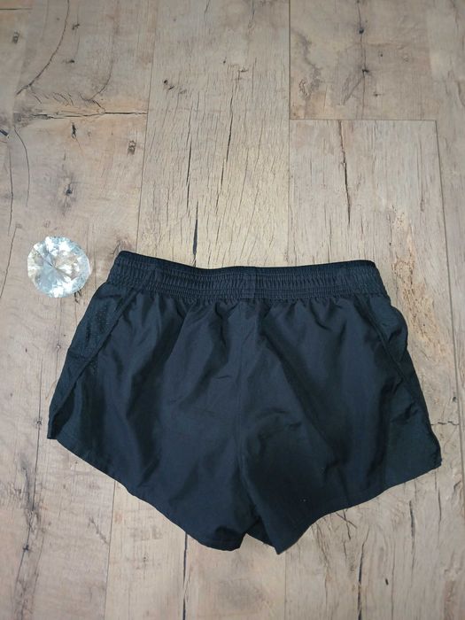 Spodenki sportowe Nike XS nowe