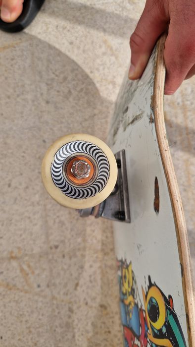 Skate Pro  completo Yard Sale 8.25 – Spitfire, Ace, Bronson