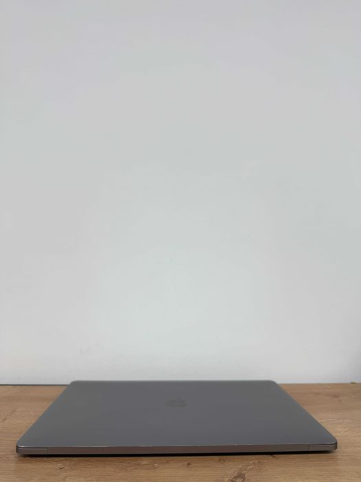 Macbook Pro 15” 2018(19) I7|16|256|560X-4GB • Гарантія Макбук 2 цикла