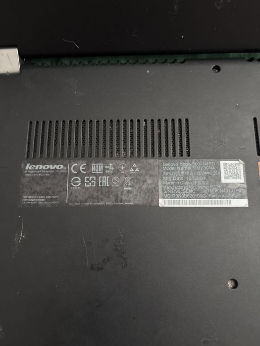 Laptop lenowo wyginany o 370 stopni