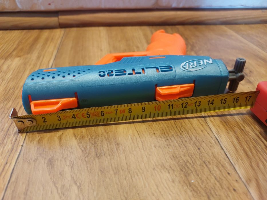 Pistolet Nerf Elite 2.0 beż strzałek