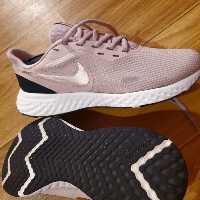 Nike revolution 5 кросівки жіночі 38 р.24.5см  розовые 24см рожеві