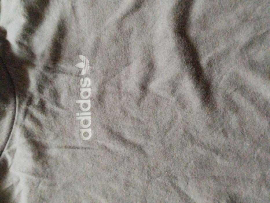 Футболка- Adidas колір сірий