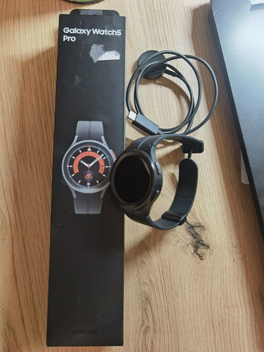 Samsung Galaxy watch 5 pro