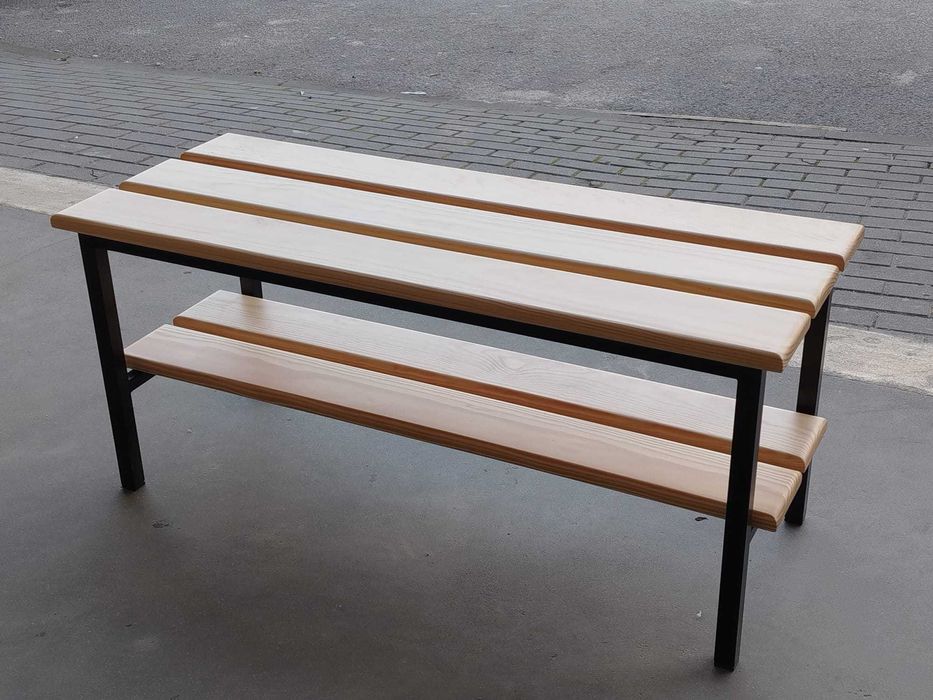 Banco Balneário em Pinho Envernizado - NOVO