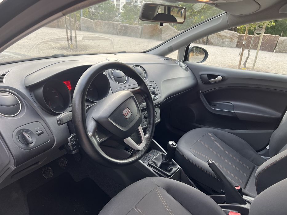 Seat Ibiza 1.2 Mpi St (1 Registo) - Muito Bom estado Geral