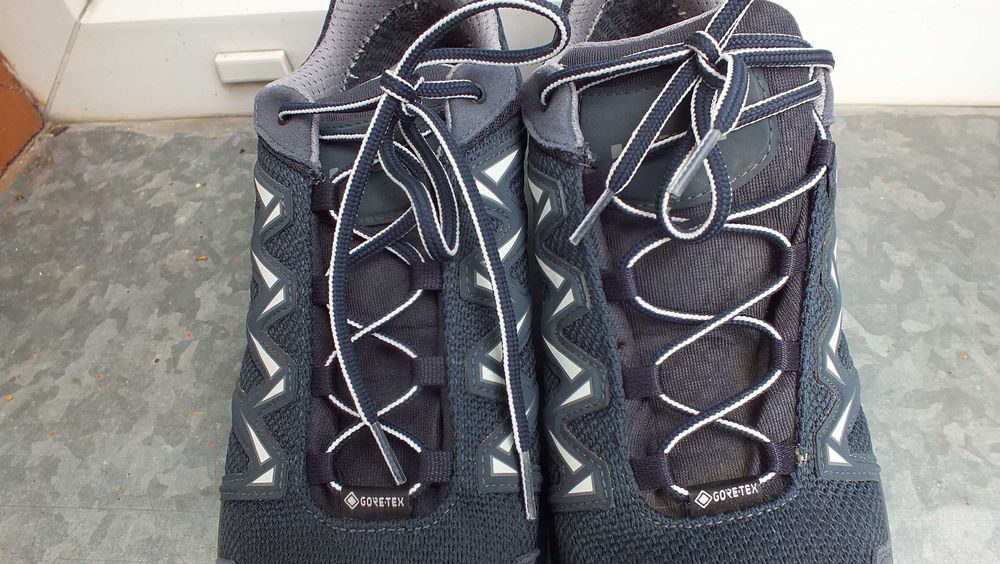 Super buty trekingowe marki Lowa gore tex roz 42