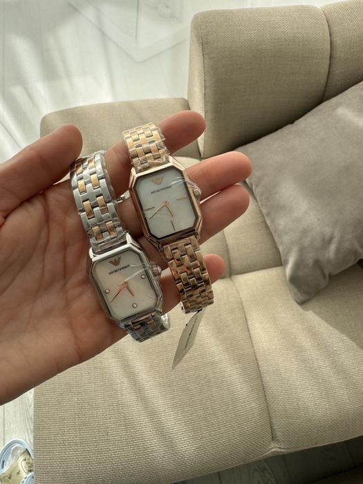 Годинник жіночий Emporio Armani ar11146 та ar11147