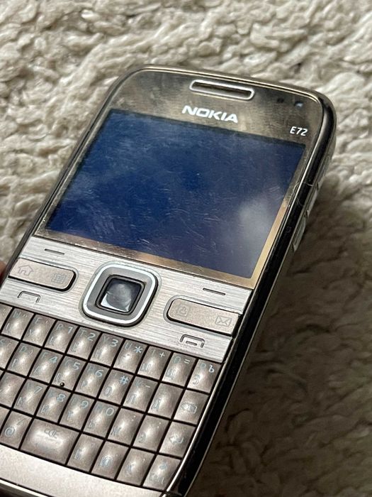 Телефон Nokia e72 series gold (комплект): 10 000 грн. - Смартфоны