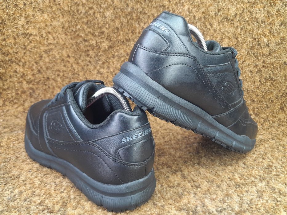Робочі кросівки Skechers Work Relaxed  39 розмір.