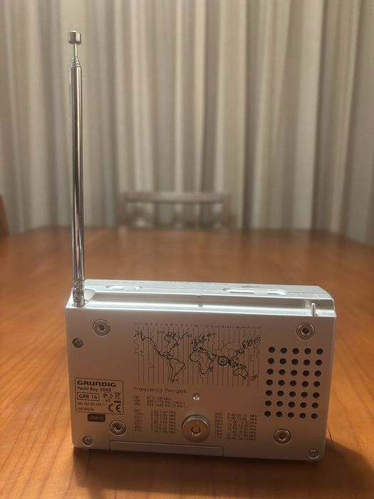 Radio mundial Grundig Yacht Boy 2000