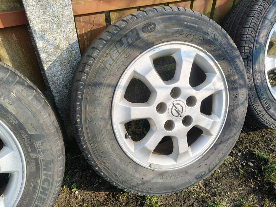 Felgi aluminiowe Opel 5x110 15" 5szt (oryginalne, komplet)
