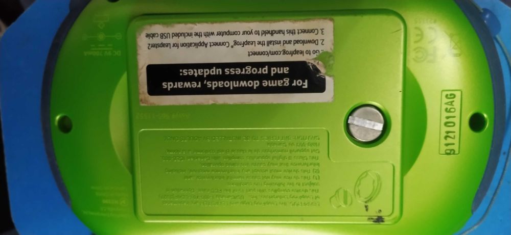 Ігрова я консоль Leapster2