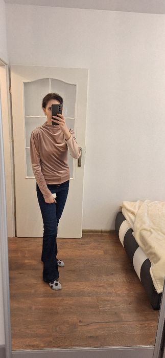 Nowa bluzka z metką