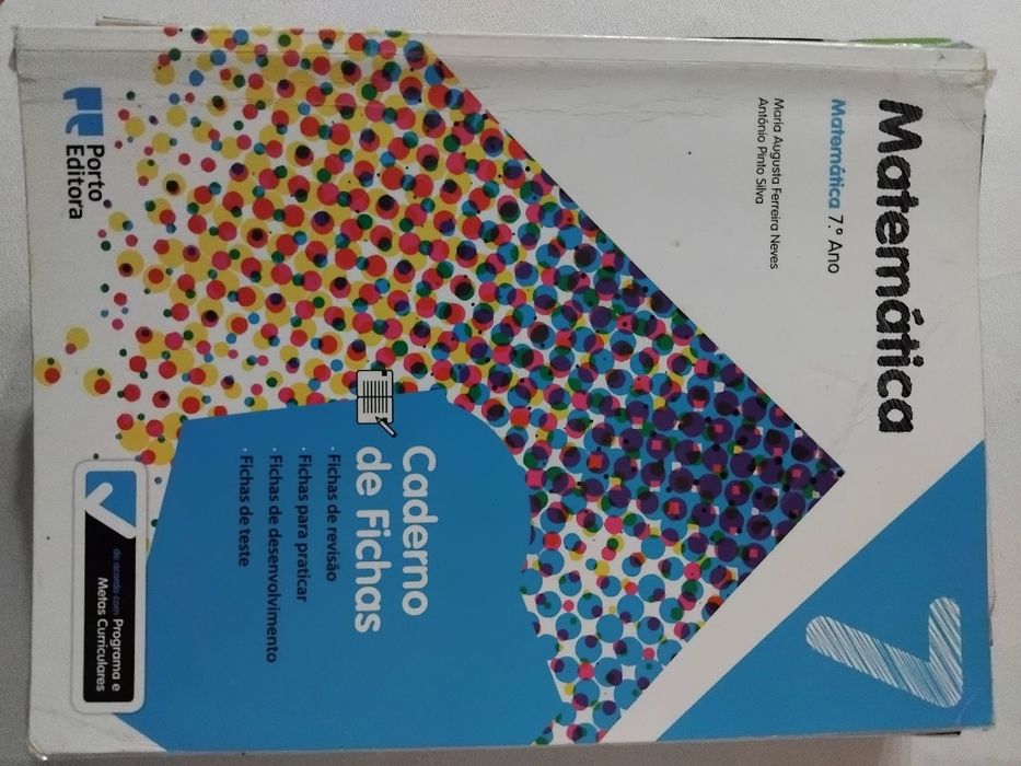 Caderno de atividades de Matemática do 7°ano.