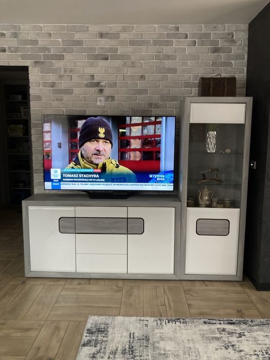 Meble salonowe BIAŁY POŁYSK + beton. Podświetlane LED! Stan BDB