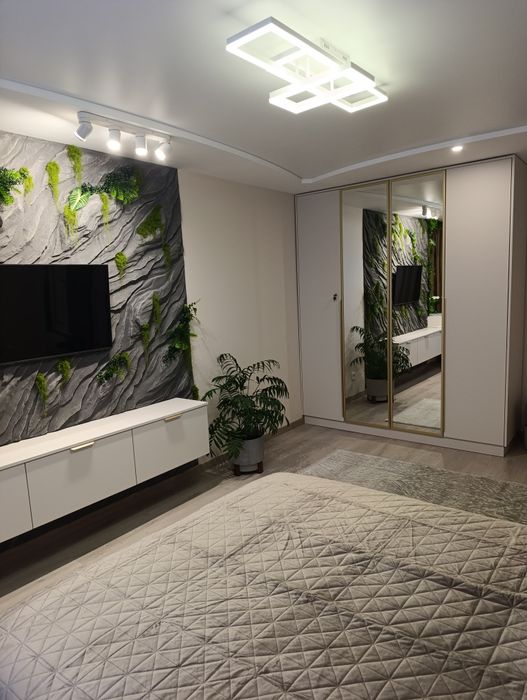 Modern Apartment , вул. Куліша 2 подобово.