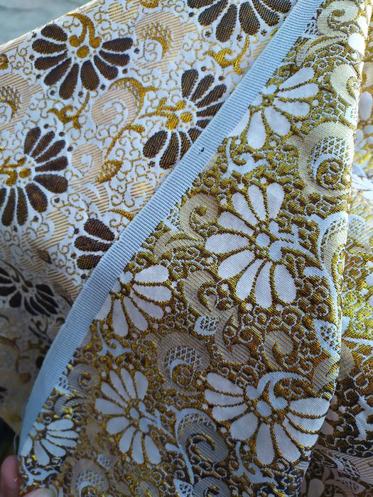 Парча тканная золотая, роскошная