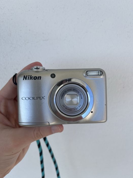 Câmara Nikon Coolpix A10