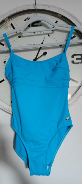 Dwa nowe stroje kąpielowe S/M