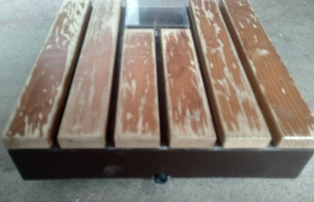 Balança vintage de madeira da Terraillon