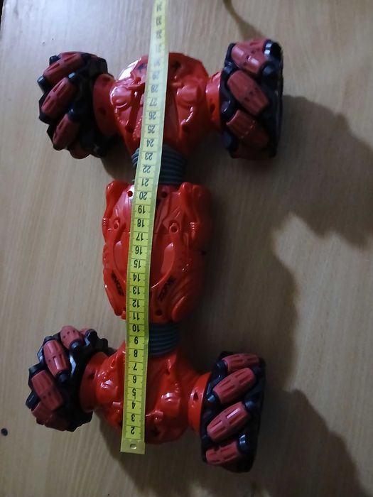 Дитяча іграшка машинка