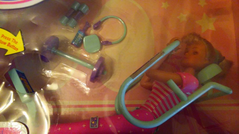 Vende-se Lindas Bonecas quase dadas