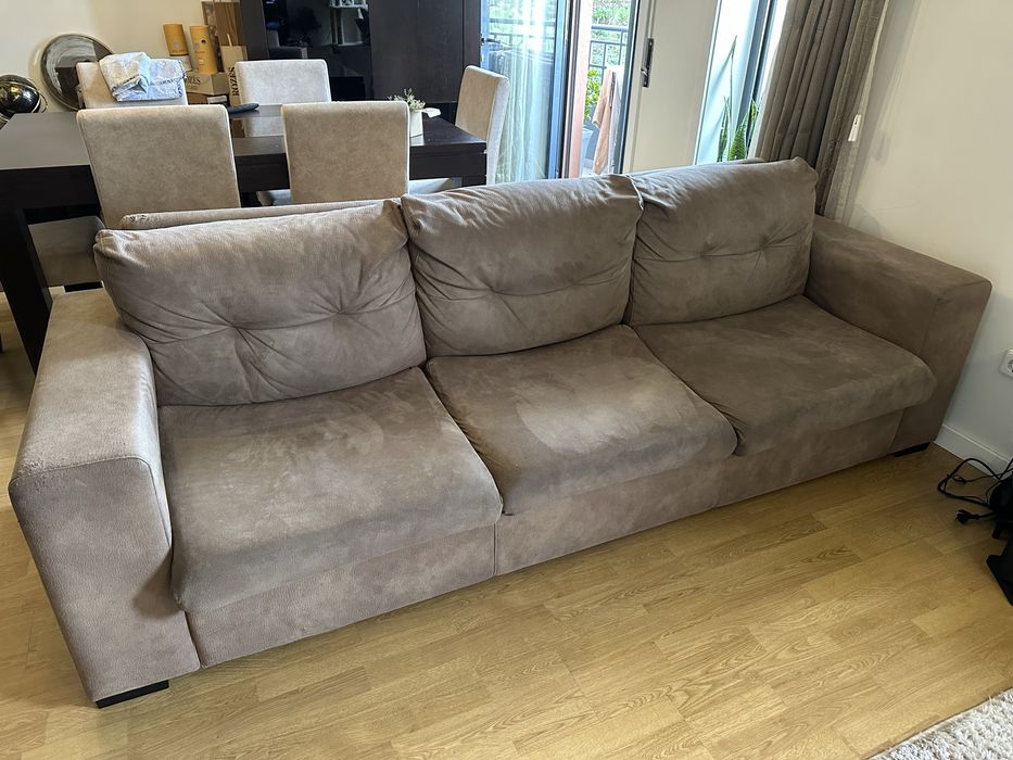 Sofa 3 lugares camel/bege escuro