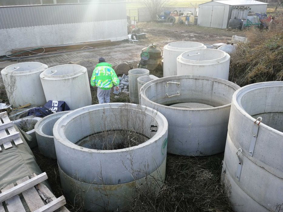 sprzedam kręgi betonowe dennice Rury kanalizacyjne