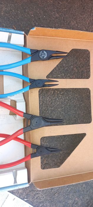 Съемники стопорных колец Gedore (Германия)