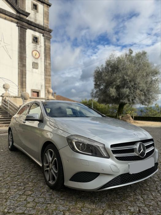 Mercedes-Benz Classe A180d Automático 2012