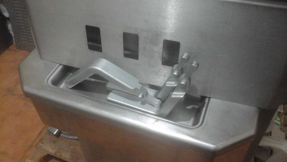 SOFT CARPIGIANI GELADOS XVL 3 Vila Real de Santo António • OLX Portugal