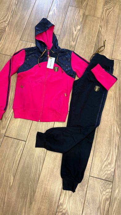 Стильний костюм LV miumu ді ор